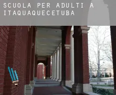 Scuola per adulti a  Itaquaquecetuba