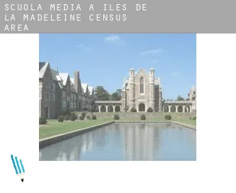Scuola media a  Îles-de-la-Madeleine (census area)