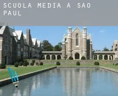 Scuola media a São Paulo